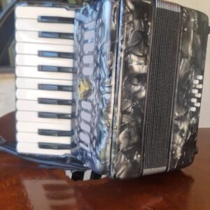 ACORDEON MINI 8 BAIXOS E 22/ TECLAS